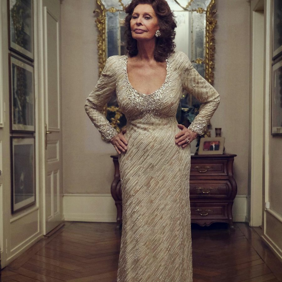 Sophia Loren, portrait
